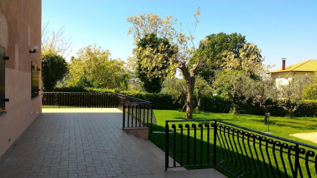 Chalet Delle Rose Saludecio מראה חיצוני תמונה